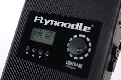 Осветительный прибор LightBank Flynoodle Air light 8ft (200 Вт)