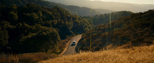 LAOWA Sunlight 2x FF Anamorphic Zoom
